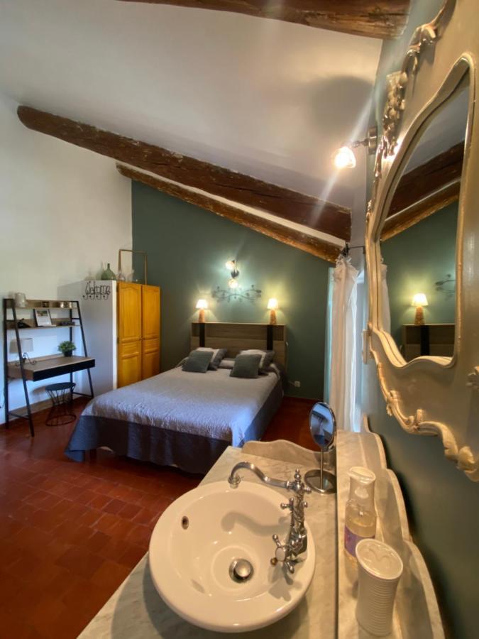 Domaine De Bellevue D'hotes Bed & Breakfast *